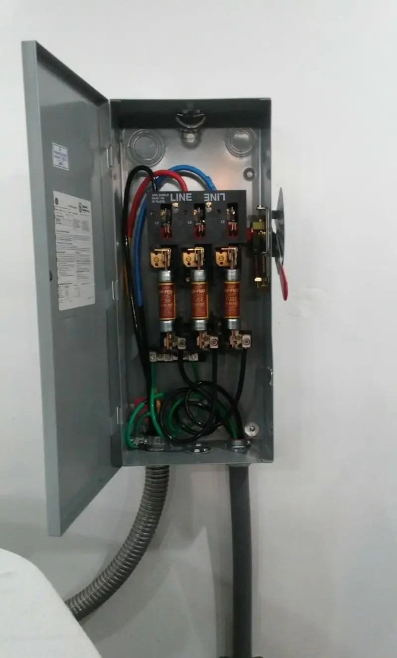 Three-phase disconnect switch installed for Smoke Detector Installation in Tulsa
